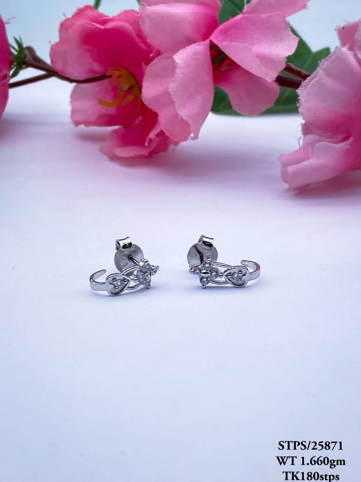 BEAUTIFUL SILVER EARRINGS