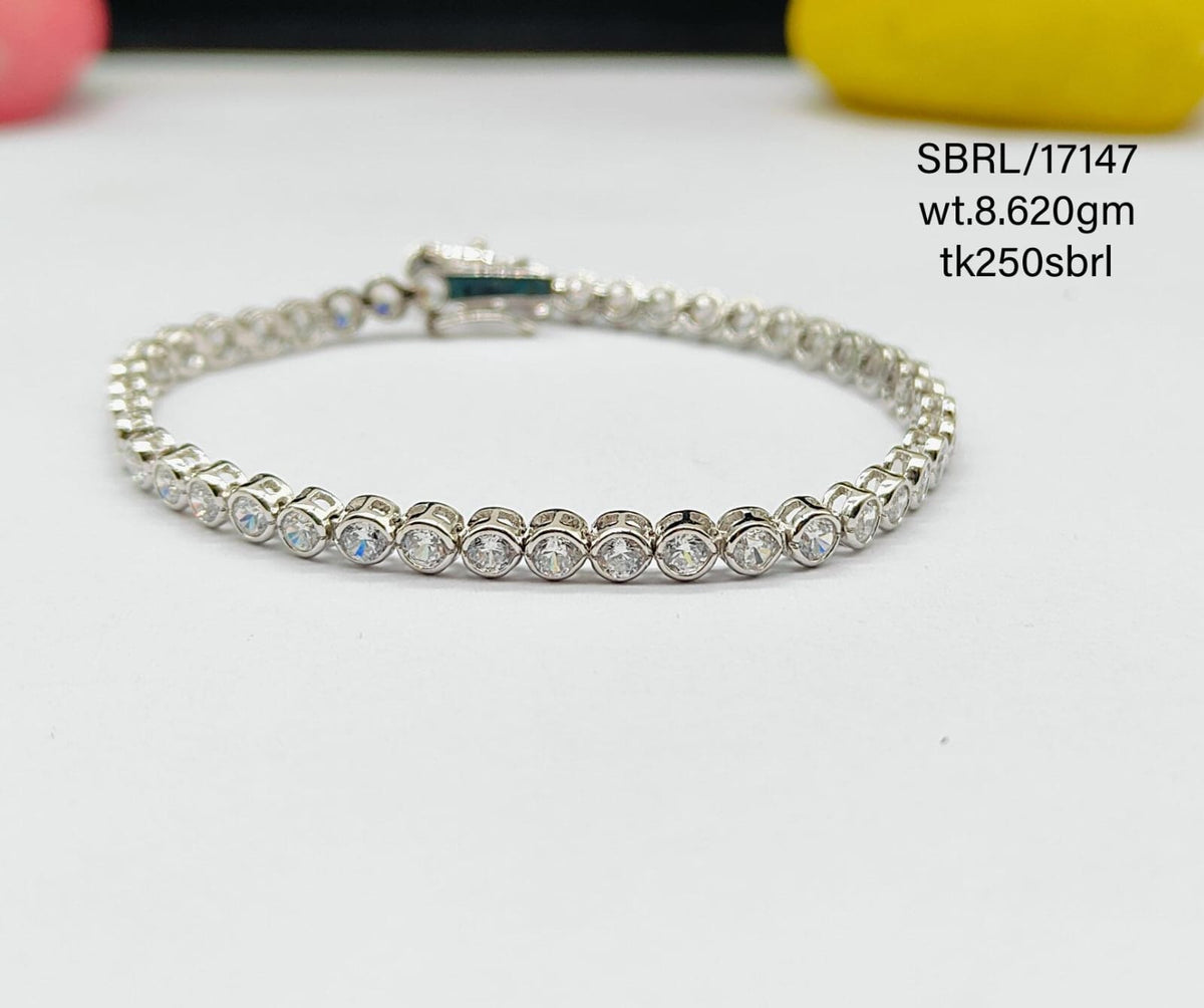 STUNNING SILVER BRACELET