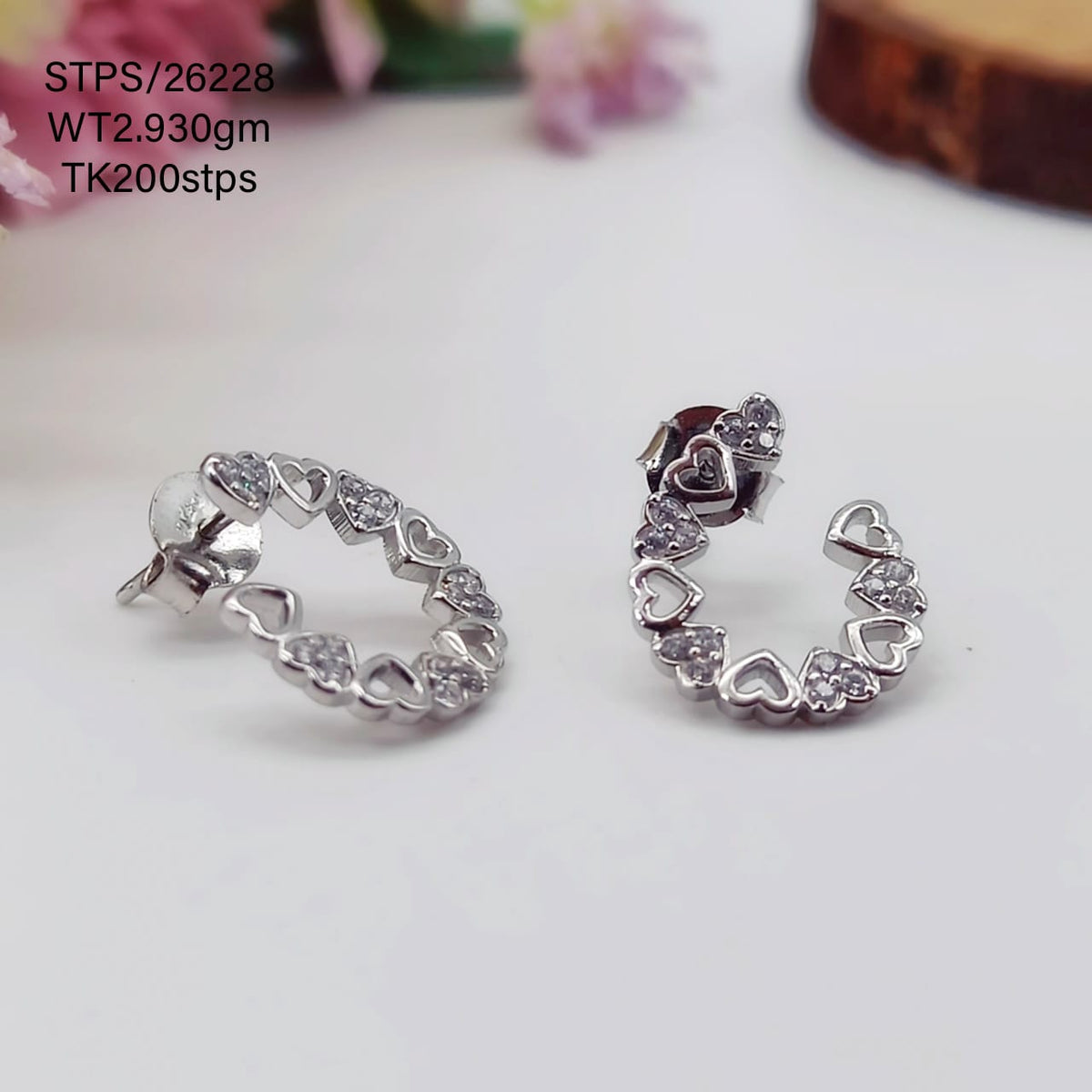 LOVE SHAPE SILVER EARRINGS