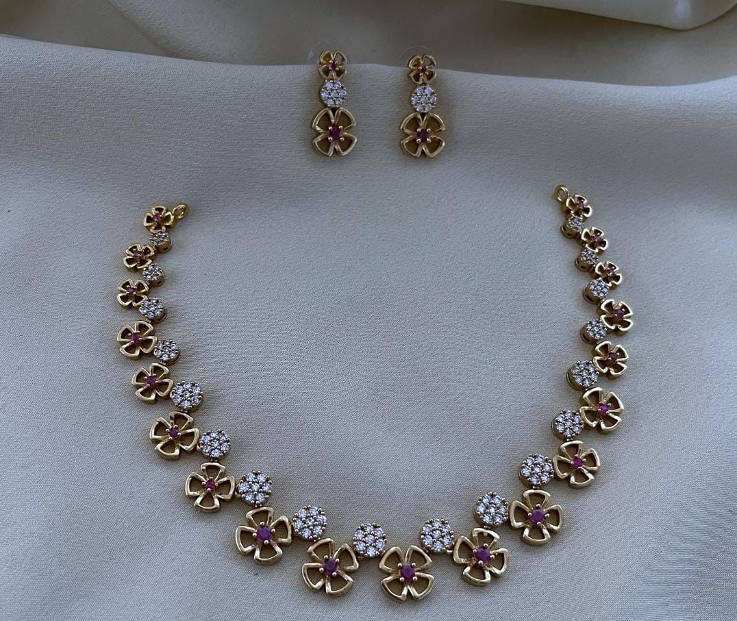 ANTIQUE  POLISHED SHORT NECKLACE SET